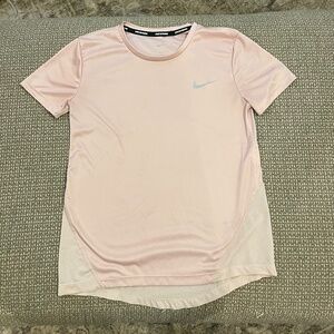 Nike Light Pink Tee Mesh Back Size XS Short Sleeve